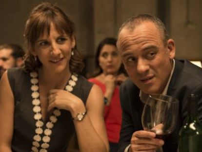Javier Gutiérrez y Malena Alterio protagonizan la comedia de Movistar +  Vergüenza 