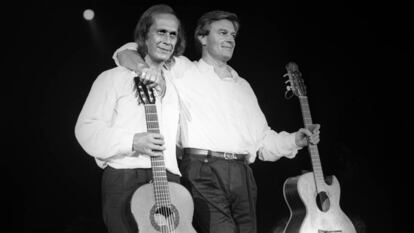 Paco de Luc&iacute;a y John McLaughlin en el Festival de Jazz de San Sebasti&aacute;n, en 1987.