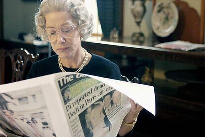 Helen Mirren, caracterizada como Elizabeth II em 'A Rainha'.