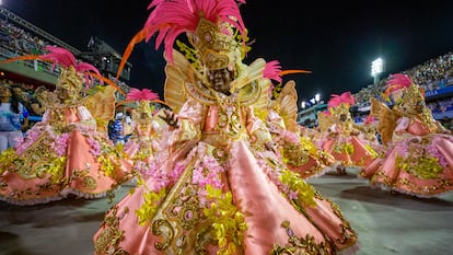 Desfile do Carnaval de 2020 no Sambódromo da Sapucaí, no Rio, em 24 de fevereiro de 2020.