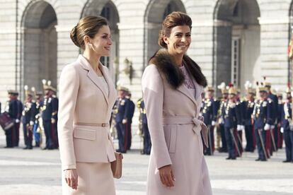 La Reina Letizia y la primera dama argentina, Juliana Awada en el Palacio Real.