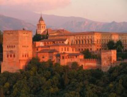 Puesta de sol en la Alhambra.