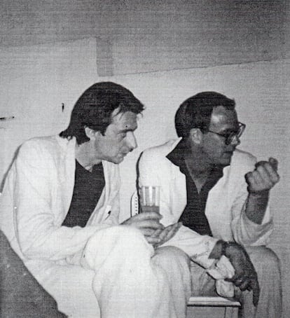 Frederic Amat with Bob Wilson, in another photograph taken in Barcelona.