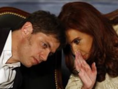 La presidenta argentina Cristina Fernandez de Kirchner junto al ministro de Econom&iacute;a, Axel Kicillof