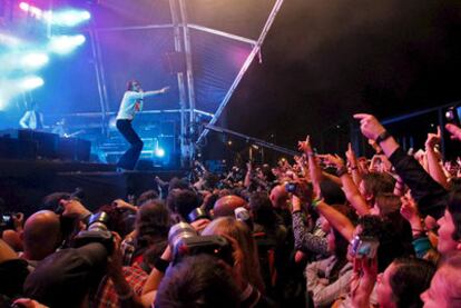 Un momento de la actuación del grupo británico Pulp la madrugada del viernes al sábado, en la segunda jornada del festival Primavera Sound.leet