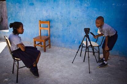 Malaika y Jivenson hacen sus primeros “pinitos” como cineastas.