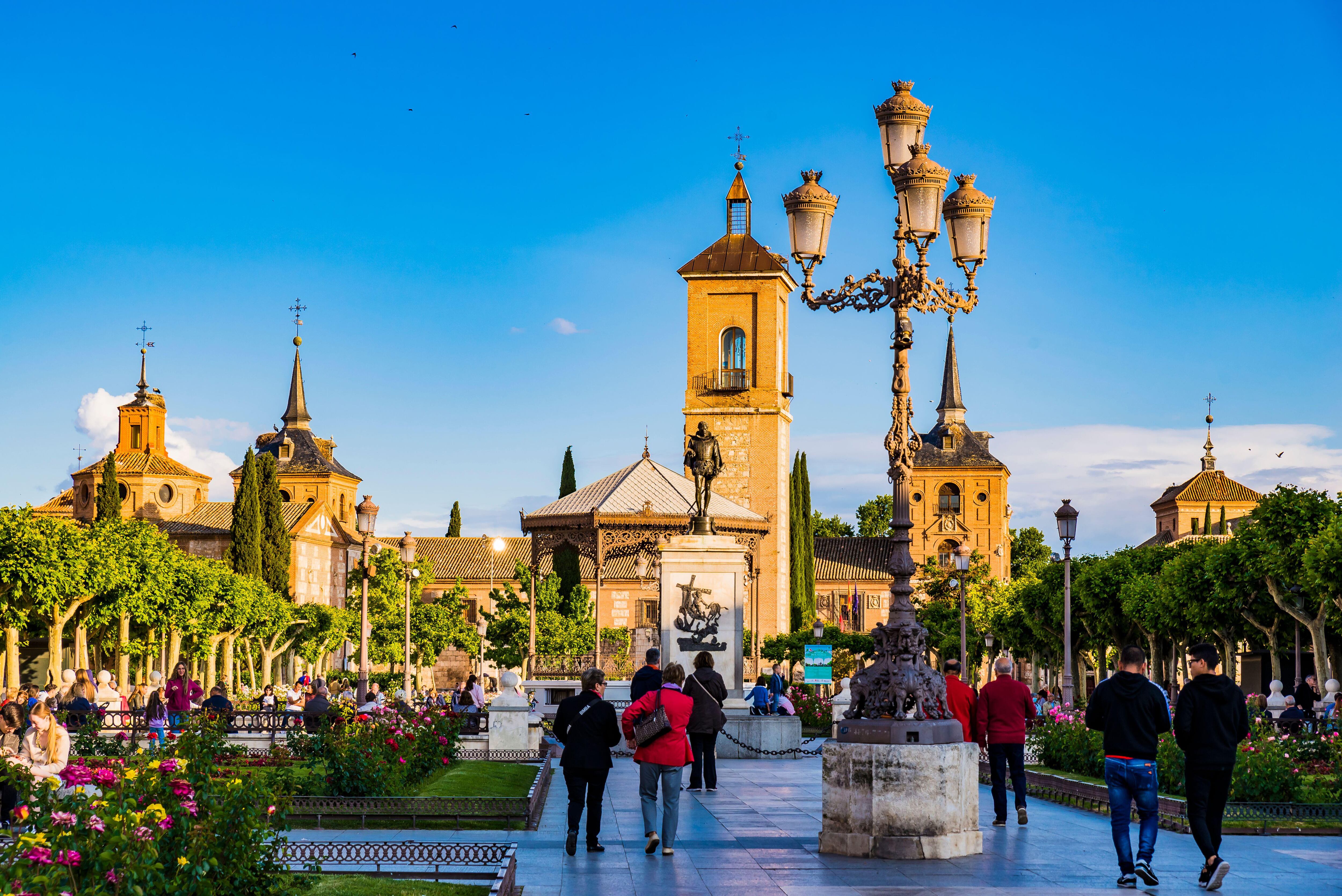 La plaza de Cervantes, en la localidad madrileña de Alcalá de Henares.