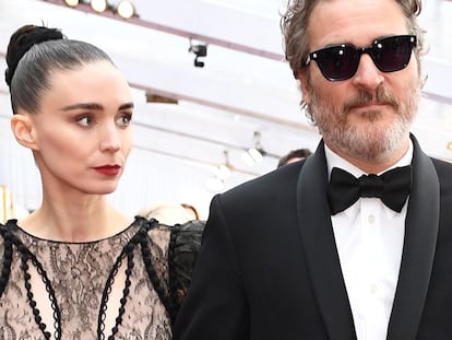 Joaquin Phoenix y Rooney Mara acaban de ser padres.