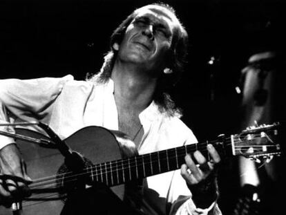 El guitarrista Paco de Lucía en el Festival Leyendas de la Guitarra (1991).