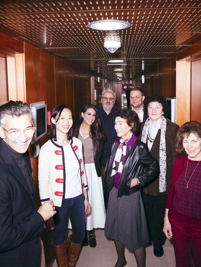 Paloma O'shea con los profesores Gustavo Núñez, Wenting Kang, Rocío Martínez, Radovan Vlatkovic, Mikolaj Konopelski, Galina Eguiazarova y Márta Gulyás.