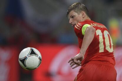 Arshavin, durante el partido ante la República Checa.