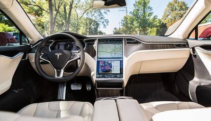 Interior de los vehículos Tesla.