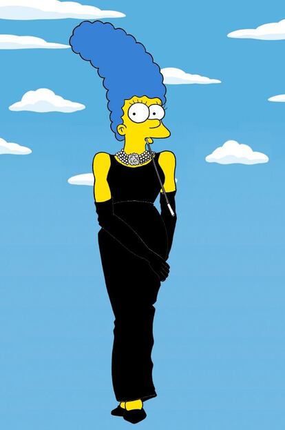Marge Simpson, vestida de Givenchy, como Audrey Hepburn en 'Desayuno con diamantes'.