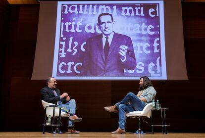 Manuel Jabois (derecha) y Jesús Marchamalo en el I Congreso Internacional Miguel Delibes, el jueves 7.