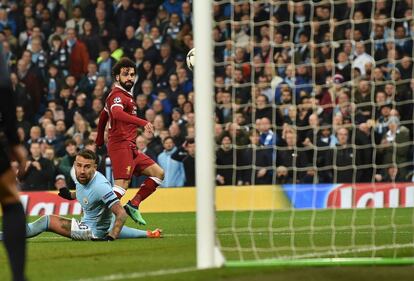 Salah marca el primer gol del Liverpool.