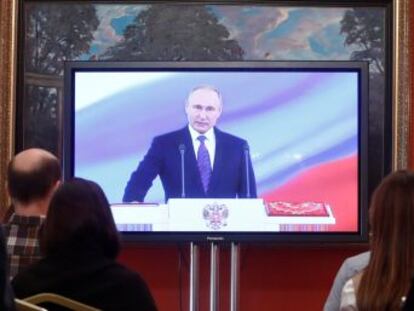 El líder ruso apuesta por el continuismo y propone de nuevo a Dmitri Medvédev como primer ministro