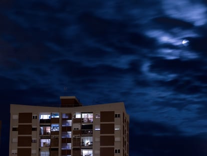 Un edificio del Barrio de Horta, en Barcelona, el pasado 8 de abril.