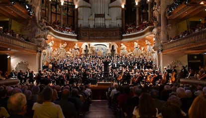 La Orquesta Sinfónica de Londres y el Orfeó Catalá en el "Réquiem"de Verdi, abriendo la temporada del Palau de la Música.