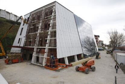 Obras del museo Balenciaga en Getaria (Guipúzcoa).