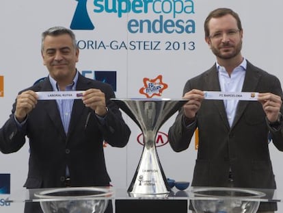 Javier de Andrés y Javier Maroto en el sorteo de la Supercopa, en el Valle Salado.