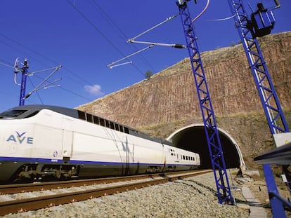 Uno de los trenes AVE de Renfe.