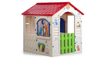 Juego exterior para niños: casa con tejado y barbacoa.