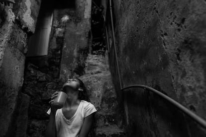 Una habitante de la favela de Rocinha con tuberculosis.
