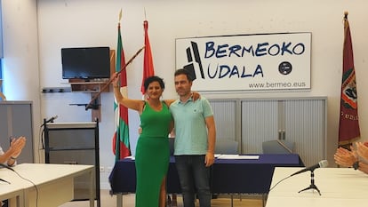 Nadia Nemeh Shomaly, alcaldesa de Bermeo (Bizkaia), tras su toma de posesión el día 28 de junio.