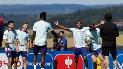Un entrenamiento de la selección española antes de enfrentarse a Francia en las semifinales de la Eurocopa.