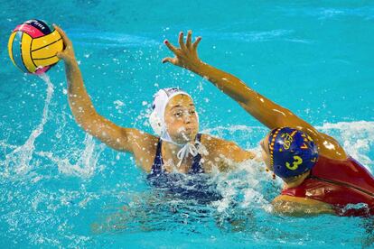 La jugadora de la selección española Anna Espar en el Europeo de Waterpolo disputado en Barcelona. 