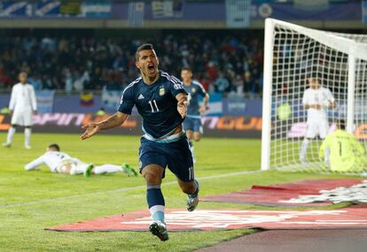 Agüero celebra su gol, el único del partido.