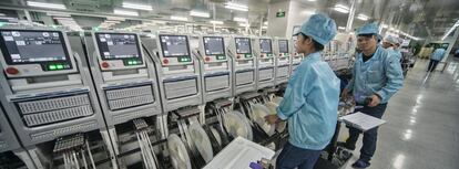 Línea de montaje de la fábrica de Oppo en Dongguan (Guangdong).