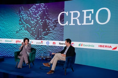 Helena Herrero, presidenta de HP Sur de Europa, Oriente Medio y África, conversa con Nuño Rodrigo, subdirector de Cinco Días y redactor jefe de mercados en EL PAÍS.
