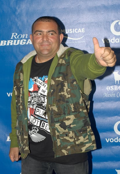 El Koala en los Premios Amigo en 2007, enfundado en una camiseta de los Sex Pistols.