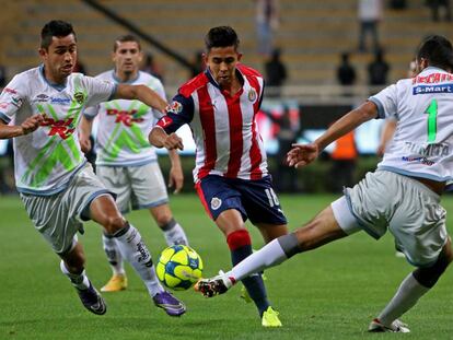 Calderón enfrenta la marca de Zamora y Rojas