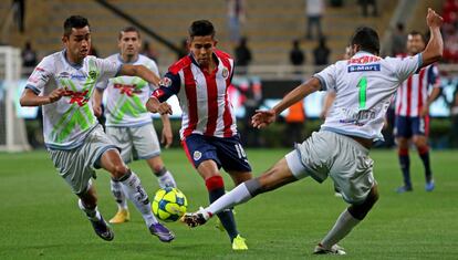 Calderón enfrenta la marca de Zamora y Rojas