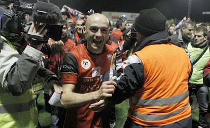 Infante celebra la victoria ante el Espanyol en Anduva en los cuartos de final de 2012.