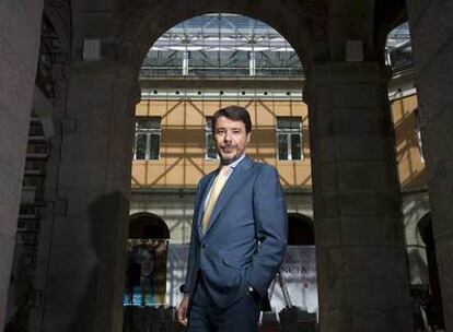 El vicepresidente regional, Ignacio González, el pasado jueves en el patio central de la Real Casa de Correos.