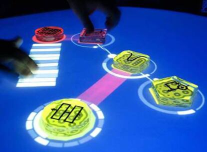 El público de la noche podrá jugar con el reactable, instrumento de música electrónica popularizado por Björk.