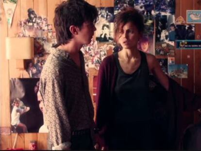 Escena de la película ‘Todos están muertos’ en la que aparece Elena Anaya.