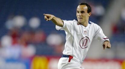 Donovan celebra un gol en un partido con la selecci&oacute;n de EEUU.