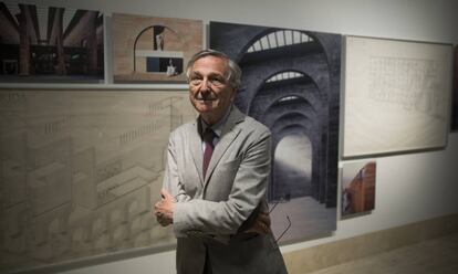 El arquitecto Rafael Moneo, en la retrospectiva sobre su obra en el Thyssen de Madrid, el pasado marzo.
