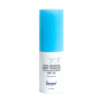Poof Part Powder con SPF 45 de Supergoop (30€ aprox.)