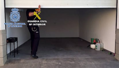 Vivienda en la que se han localizado los zulos, en una imagen facilitada por Interior.