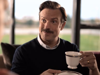 Jason Sudeikis, en el primer episodio de 'Ted Lasso'.