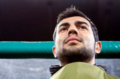 Raúl Albiol, en el banquillo español durante el partido de la semifinal de la Copa Confederaciones contra Estados Unidos