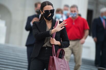 Cuando el pasado mes de agosto la política Alexandria Ocasio-Cortez mostró en sus Stories de Instagram su bolso de Teldar, las búsquedas de este crecieron en Lyst un 163%.