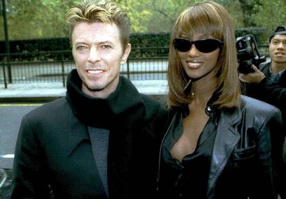 David Bowie y su pareja Iman.
