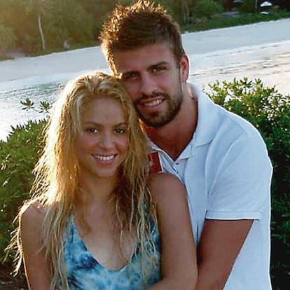 La cantante Shakira y su novio, el futbolista Gerard Piqué, son de los famosos que más utilizan Twitter.