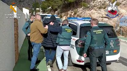 La Guardia Civil y la Polish Central Bureau of Investigation de Polonia en la detención en Alicante de las 13 personas integrantes de la organización criminal de origen polaco dedicada al tráfico de drogas.